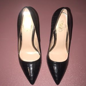 Women heels Black pointy toe 👠size 6